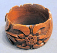 Carved Wood Serviette Ring T10