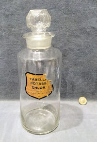 Glass Apothecary Jar BJ205