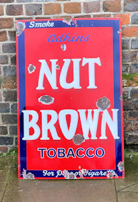 Nut Brown Tobacco Enamel Sign S377