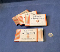 Packet of Johnson Cotton Tips, 4 packs available M178