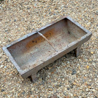 Reeves of Bratton Cast Iron Feed Trough T45