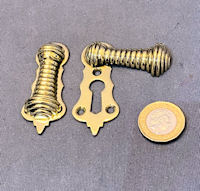 Run of Ribbed Brass Keyholes with Covers, 14 matching available KC604