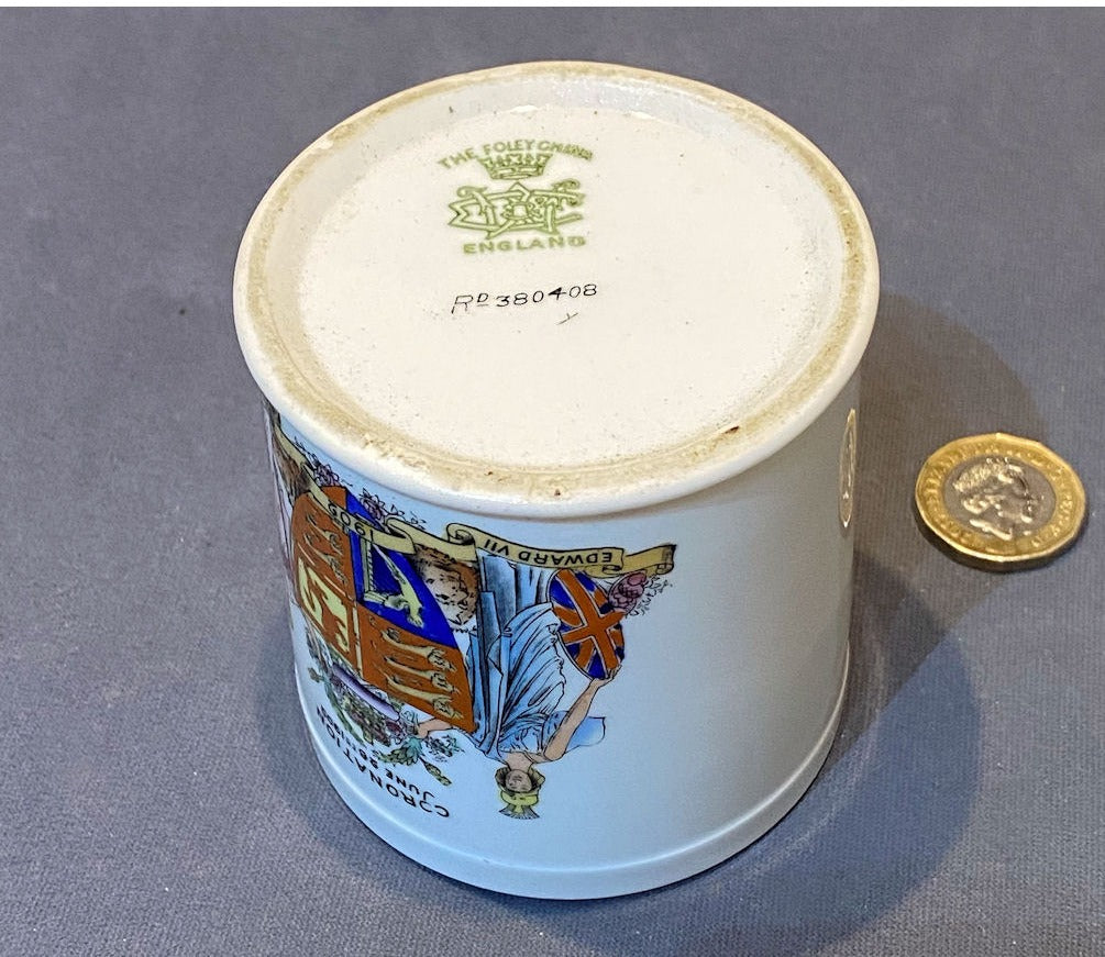 1902 Coronation Mug — view 3