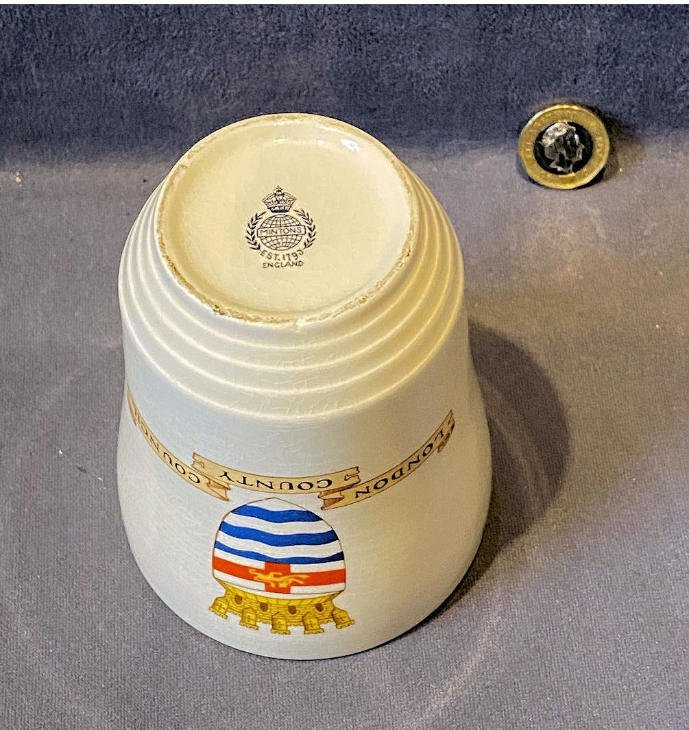1937 Coronation Beaker — view 3