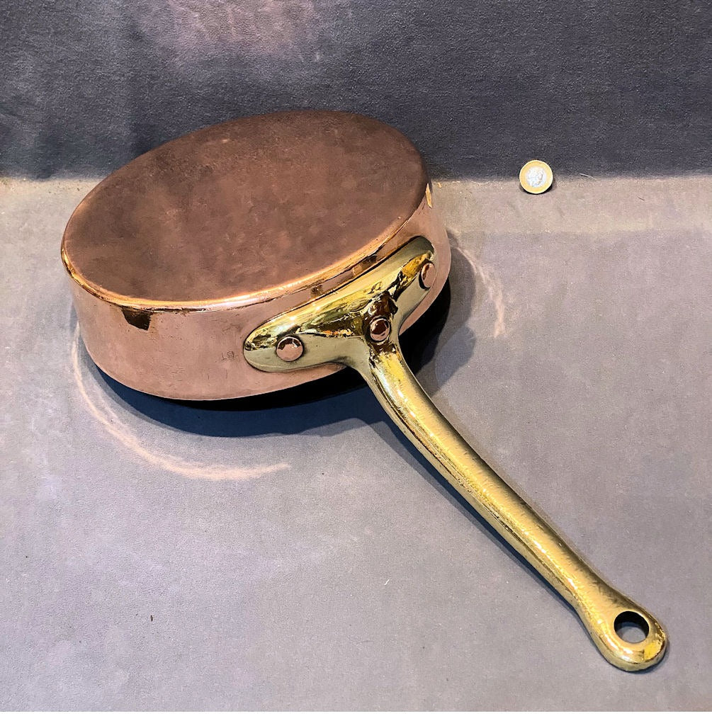 9.5" Deep Copper Frypan — Copper, 1920's