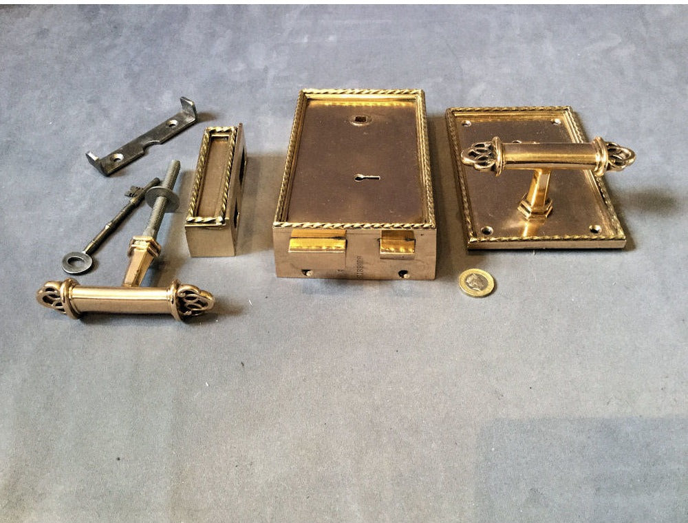 A Suite of 4 Matching Gibbons Brass Rim Lock Sets — view 4