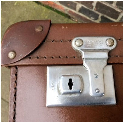 AA Fibre Suitcase — view 7