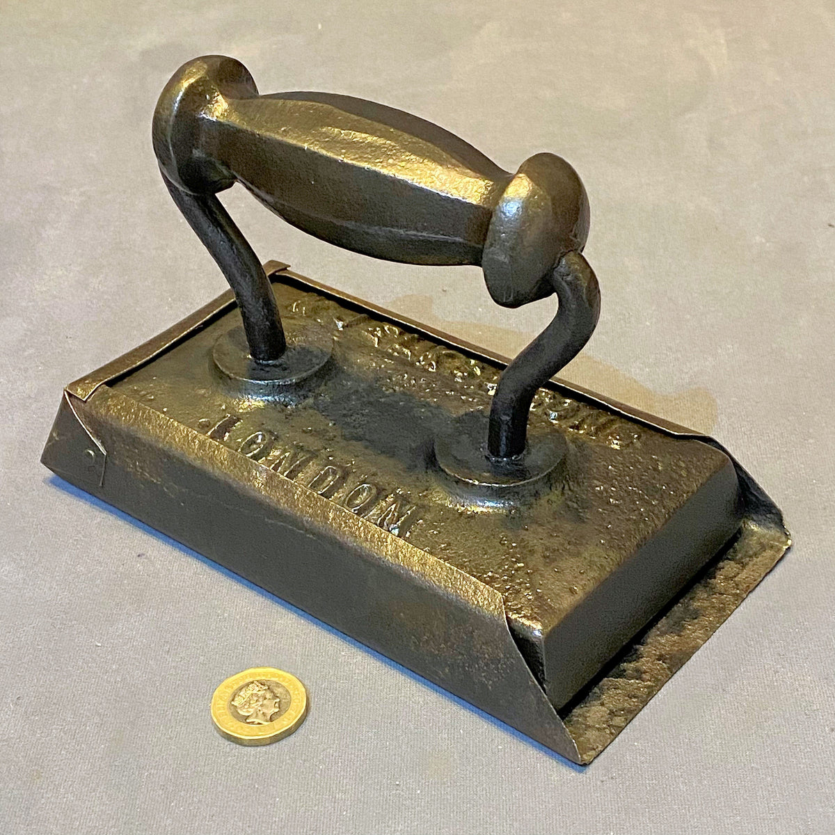 Billiard Table Iron with Sleeve