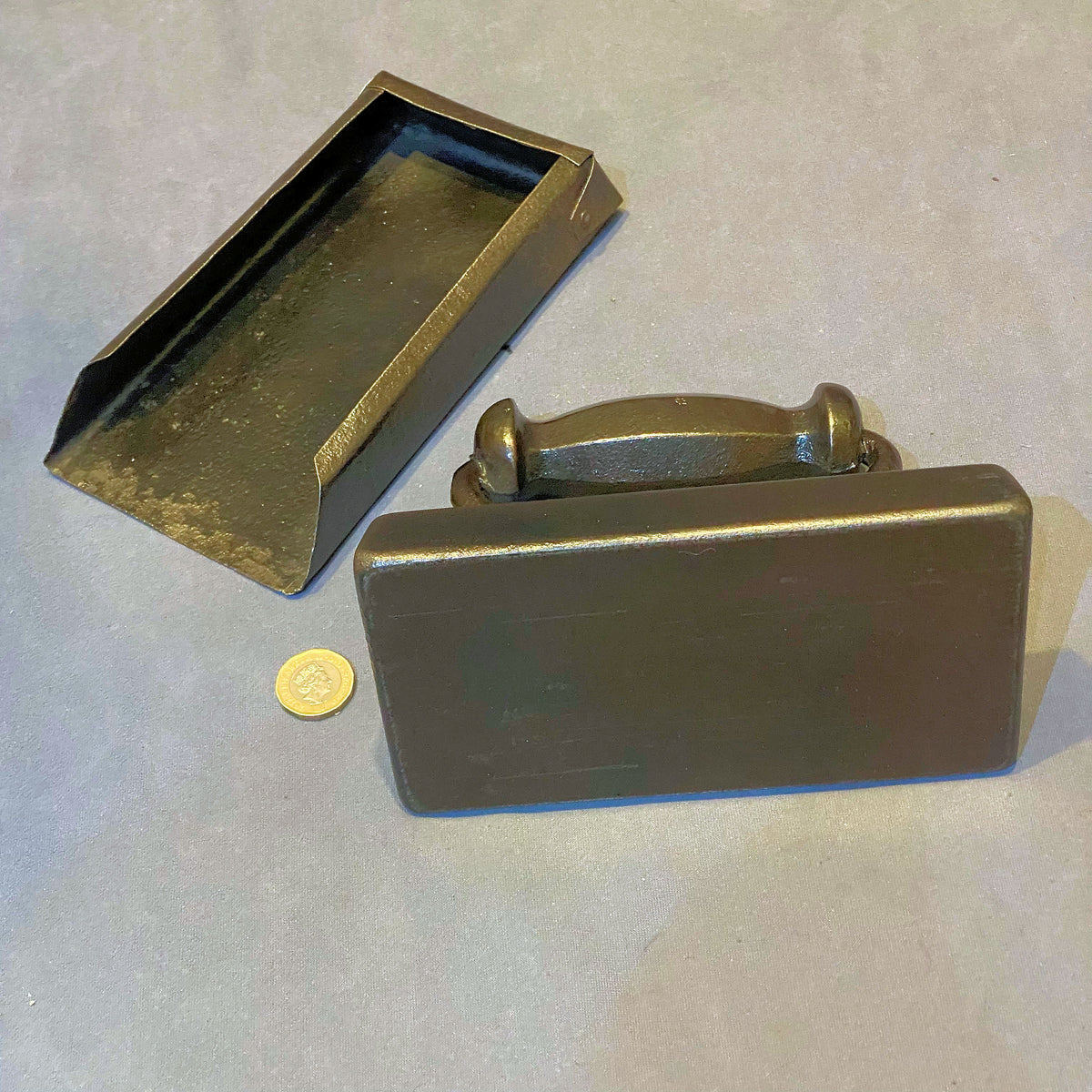 Billiard Table Iron with Sleeve