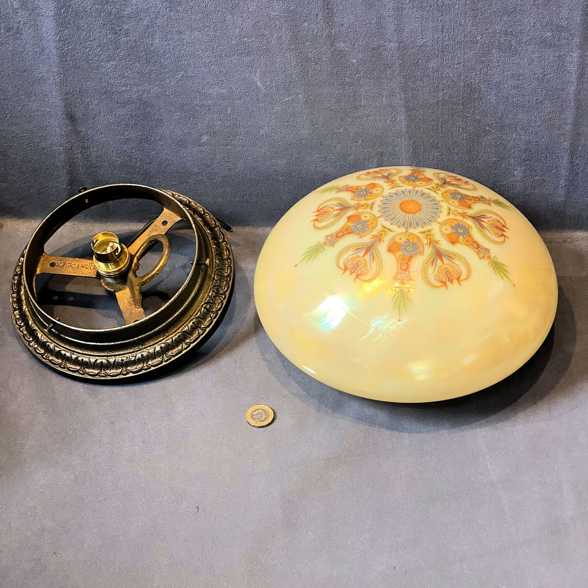 Lustre Glass Bowl Electric Light Fitting