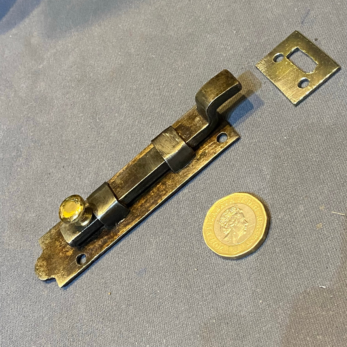3.5" Wrought Iron Cupboard Door Bolt