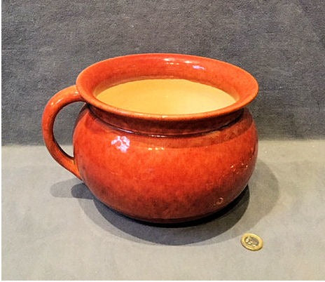 Arts & Crafts Chamberpot — view 2