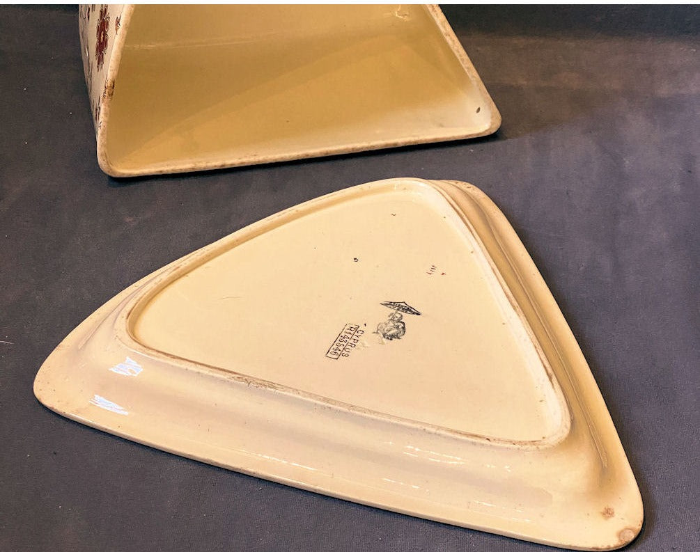 Bishop Stonier Cheese Dish — view 4