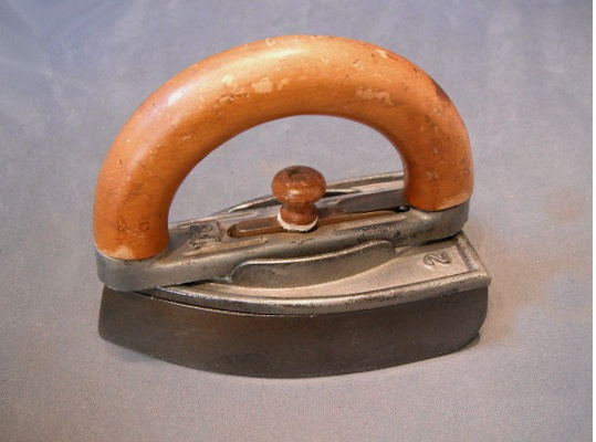 Box Iron — Iron, late 19th century