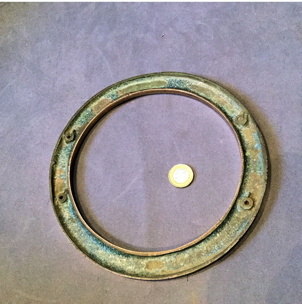 Brass and Enamel Shop Sign Letter O — view 2