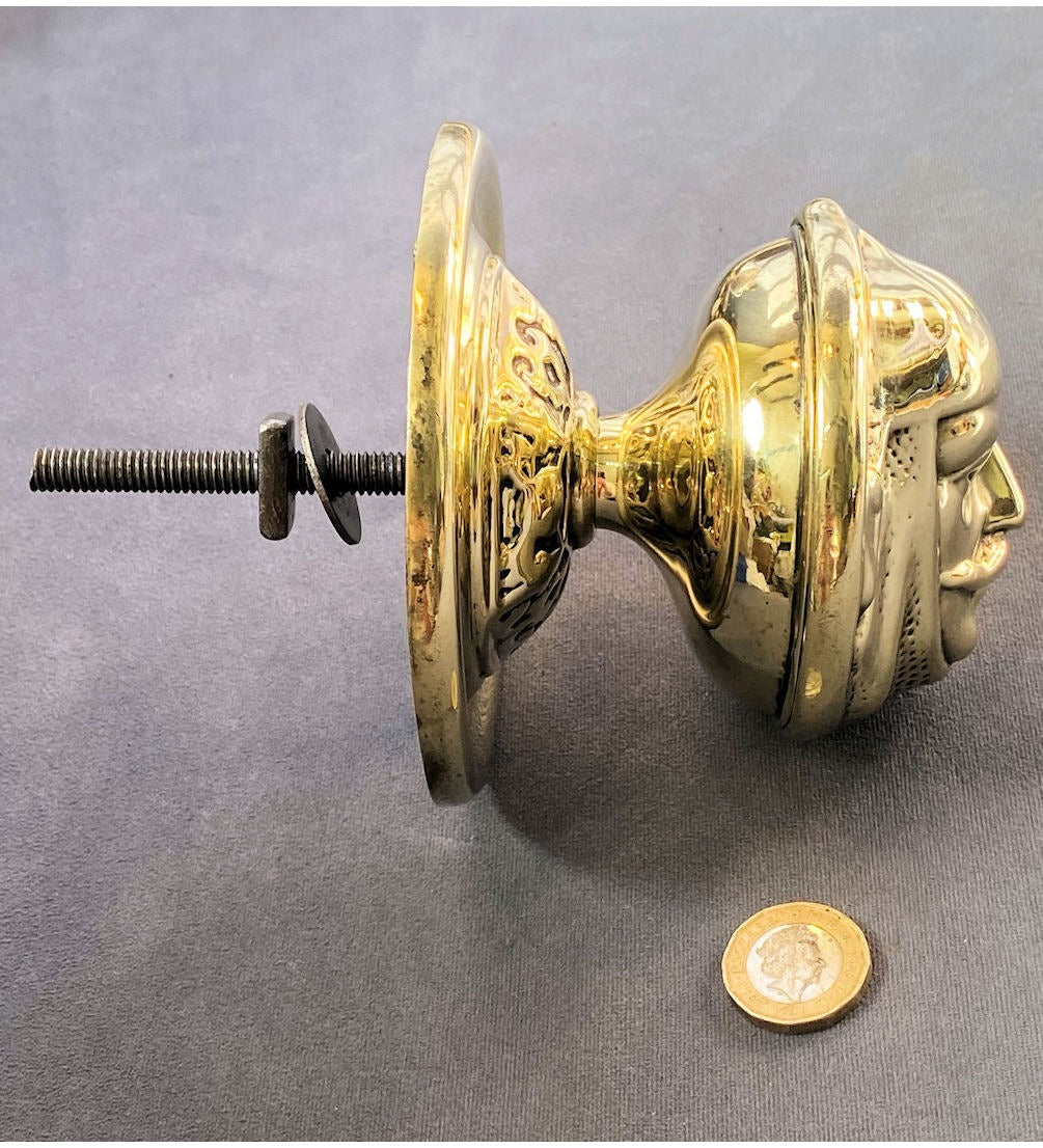 Brass Facial Door Pull Knob — view 4