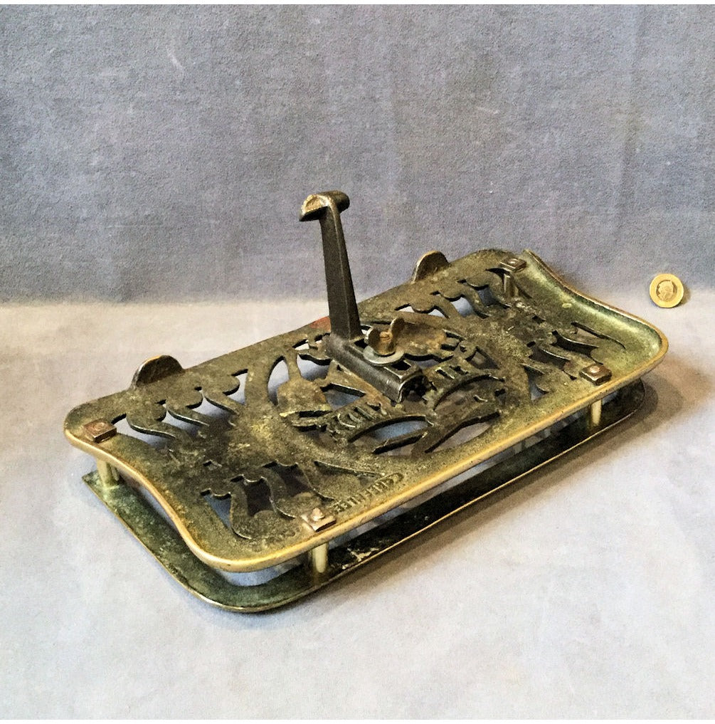 Brass Grate Mounted Potstand — view 4