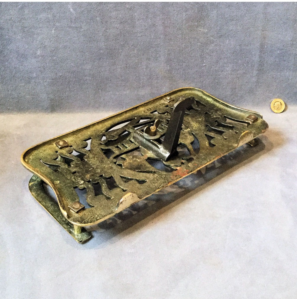 Brass Grate Mounted Potstand — view 5