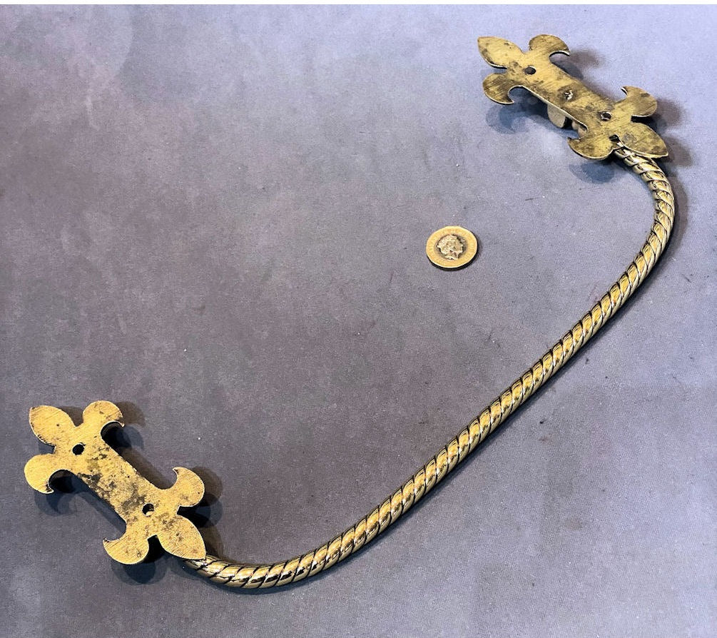 Brass Pew Rail for Umbrella — view 3