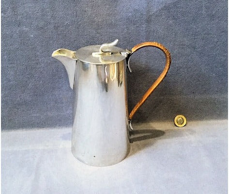 Carters Seeds Presentation Water Jug — view 2
