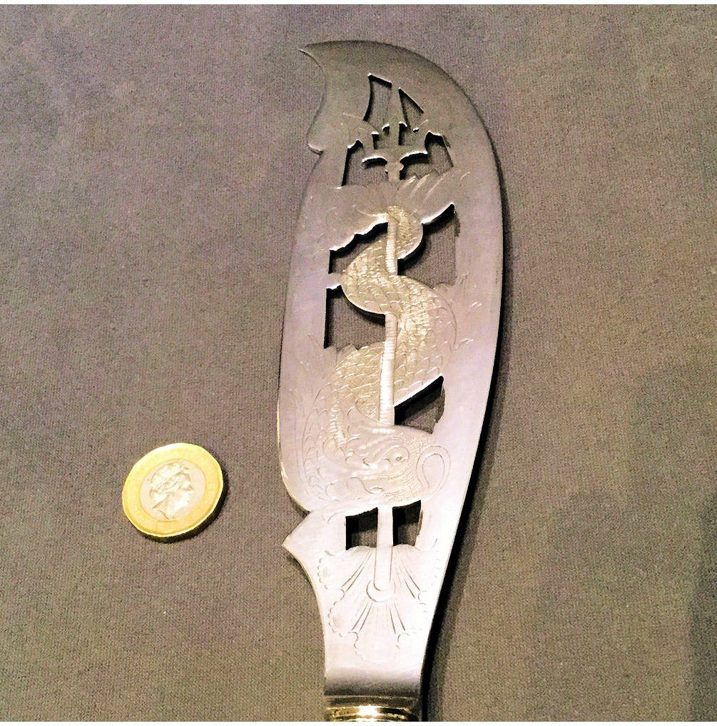 Cased Pair of Fish Servers — view 4