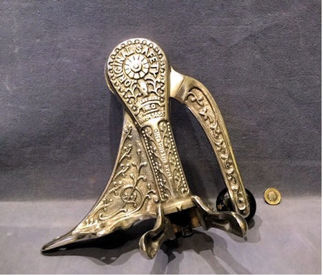 Cast Iron Safety Bar Corkpuller — Cast iron, 1909