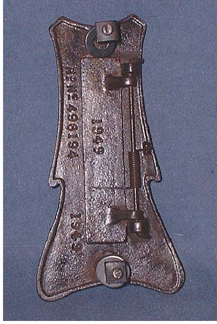 Cast Iron Vertical Letter Flap — view 2