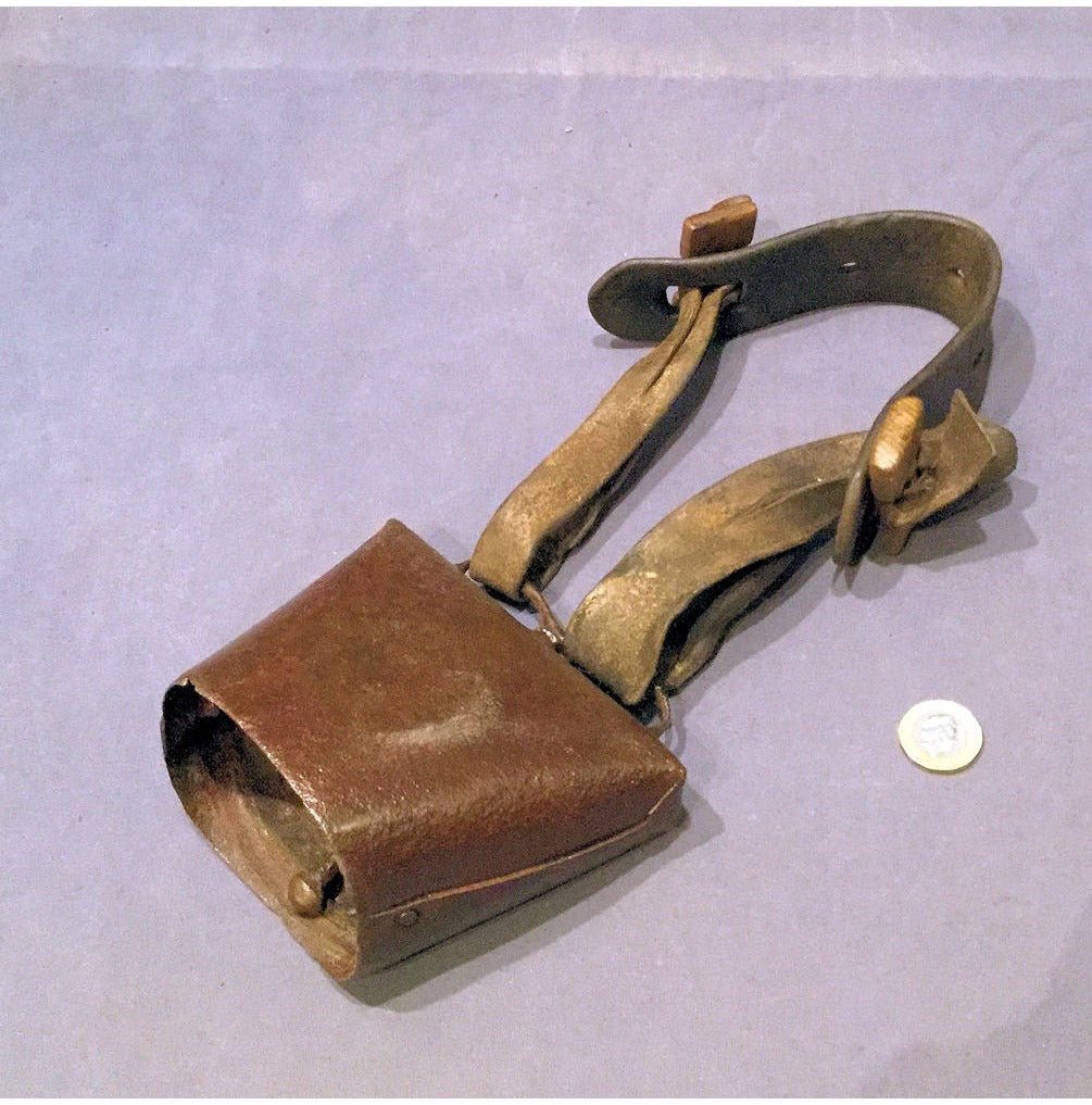 Clucket Sheep Bell with Yoke — view 2