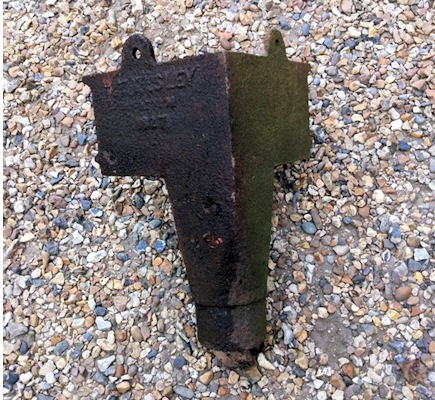 Corner Cast Iron Rain Hopper — view 3