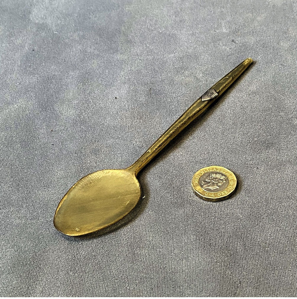 Cowhorn Spoon with Silver Mount — Horn, late 19th century