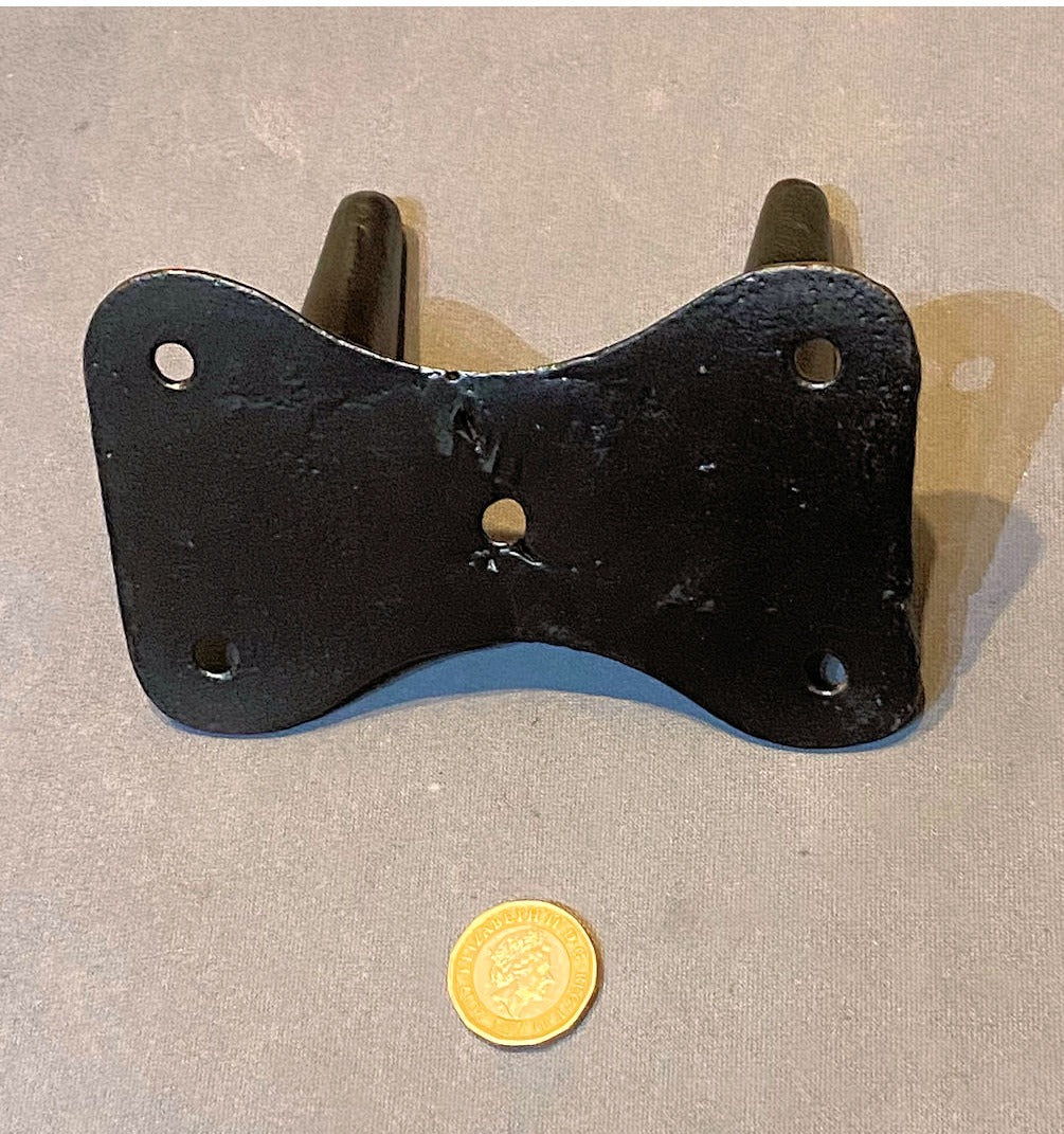Double Cast Iron Harness Room Hook — view 3