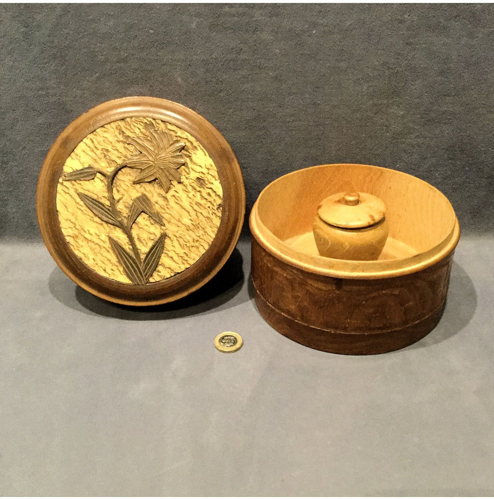 Elm Collar & Studs Box — view 2