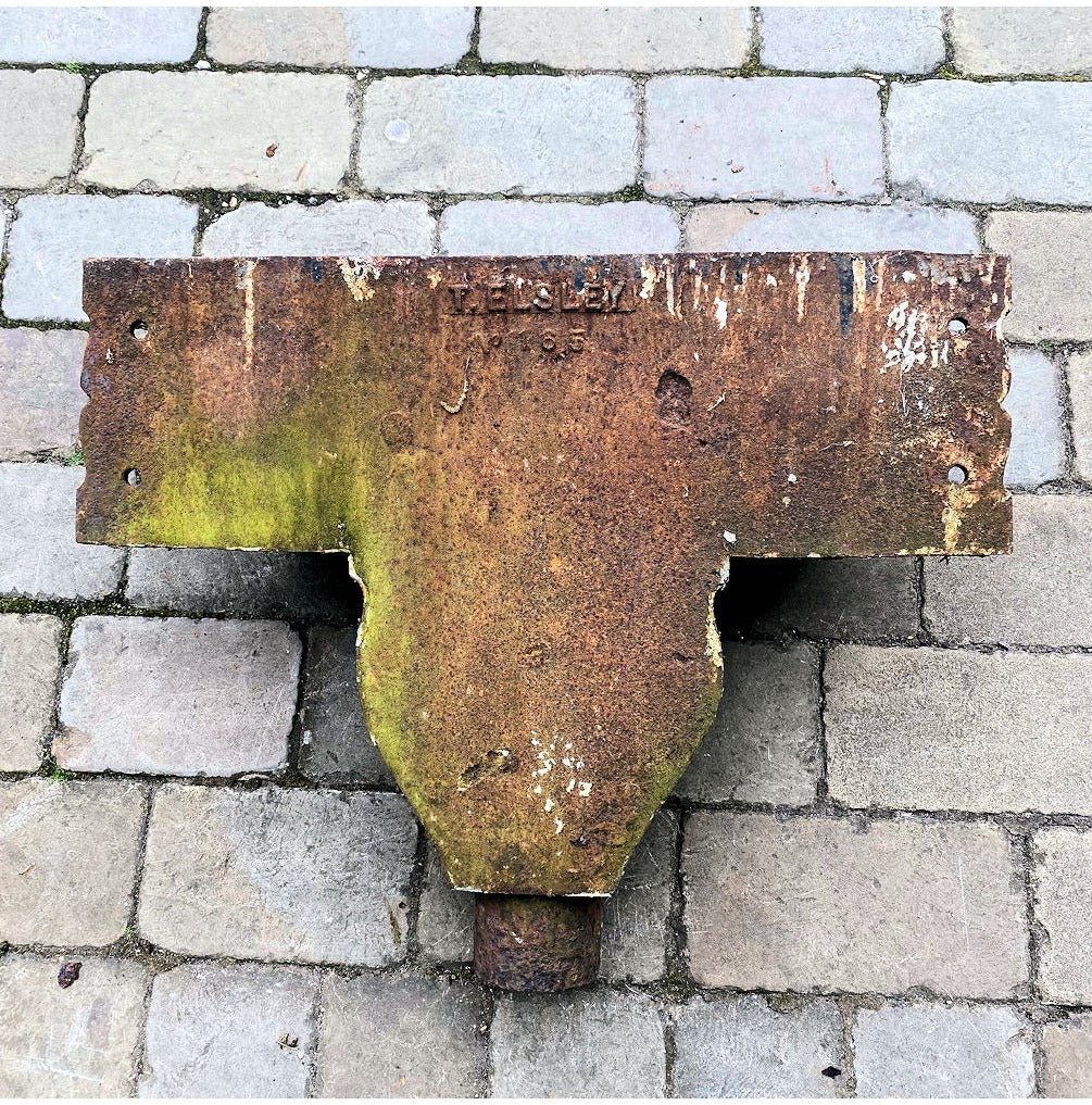 Elsley Cast Iron Rain Hopper, 2 available — view 4