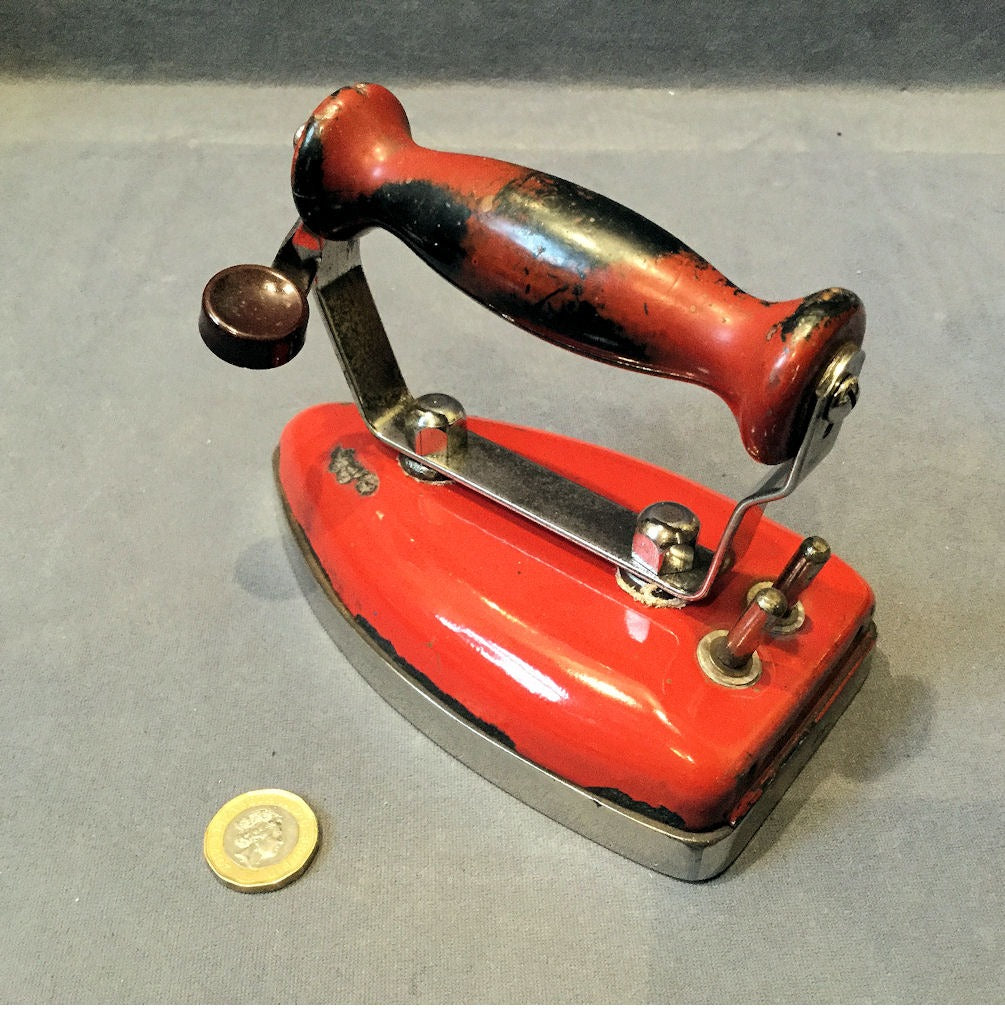 Enamelled Top Electric Smoothing Iron — Enamel, 1920's