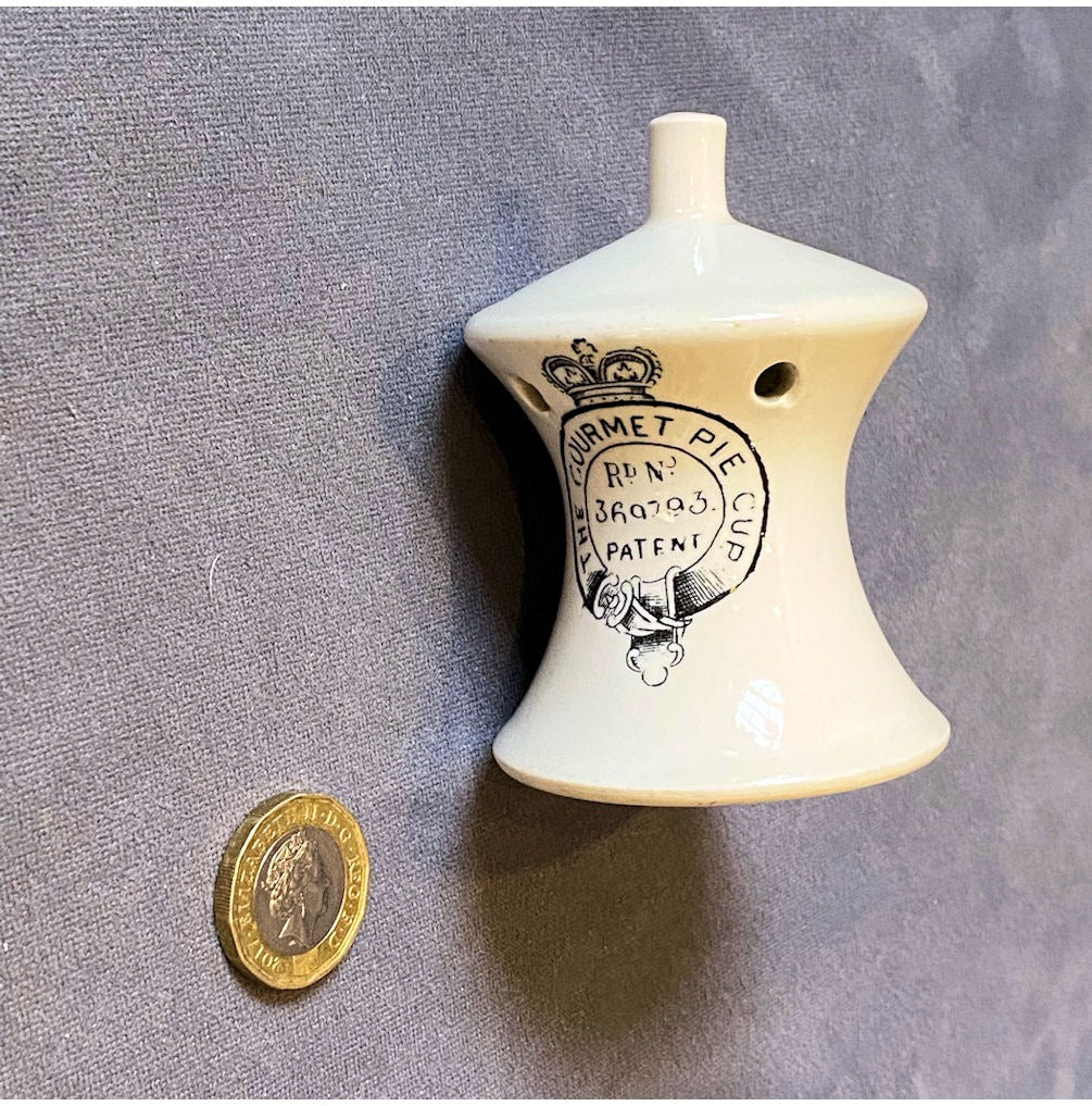 Gourmet Ceramic Pie Funnel — view 3