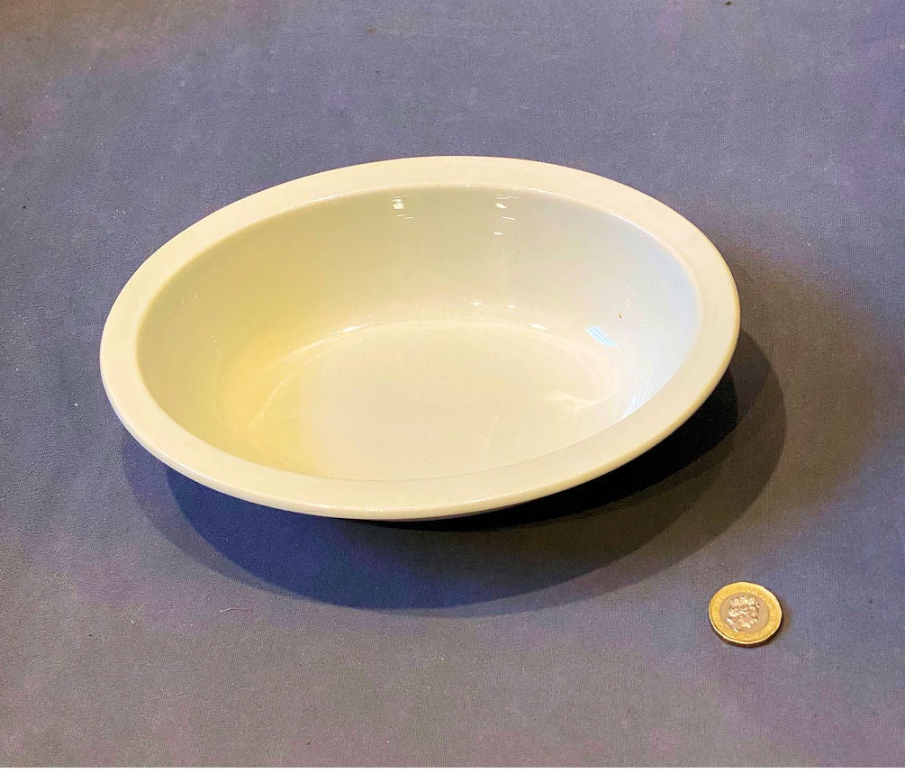 Grimwade Patent Pie Dish — Ceramic, 1908