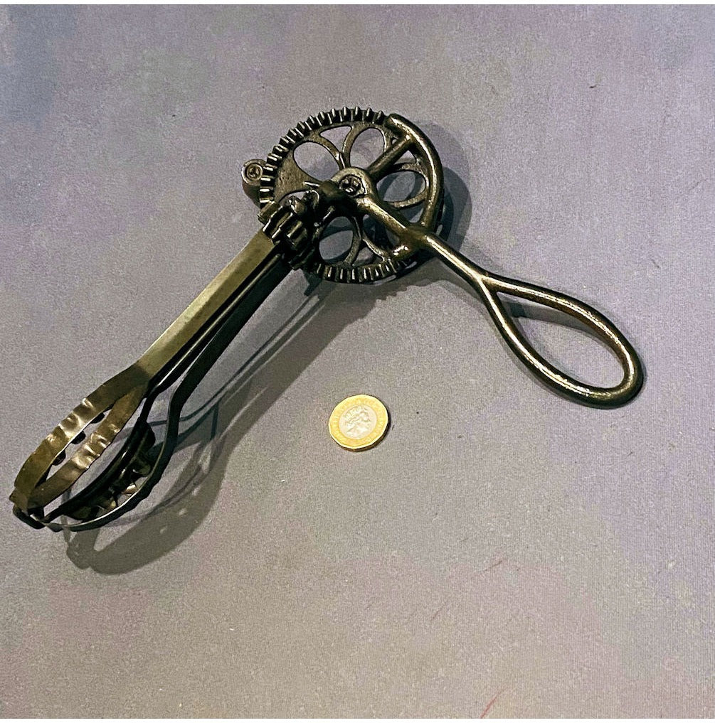 Holts Egg Beater — view 2