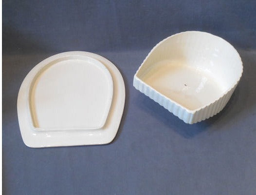 Horseshoe Shaped Cheese Dish — view 3