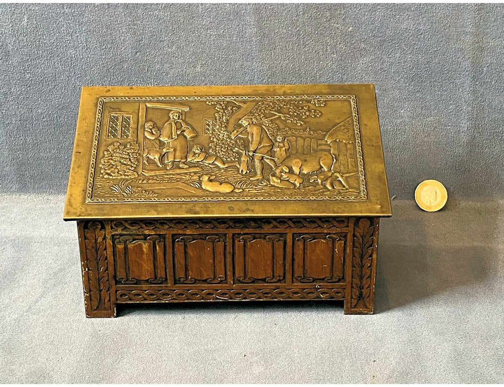 Jacob Biscuit Tin — view 3