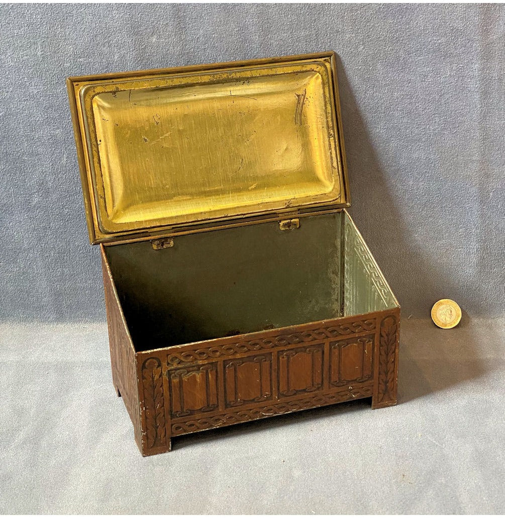 Jacob Biscuit Tin — view 5
