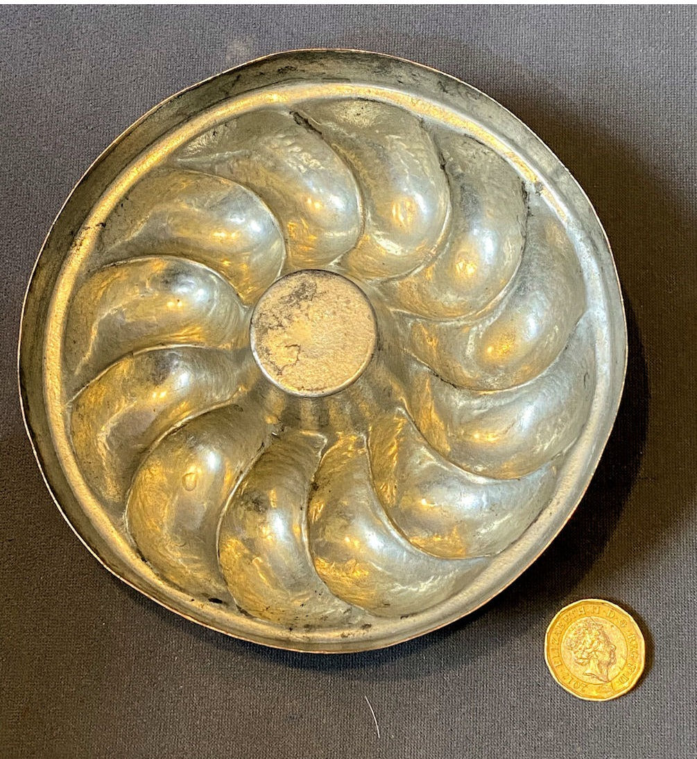Jones Brothers Copper Jelly Mould — view 3