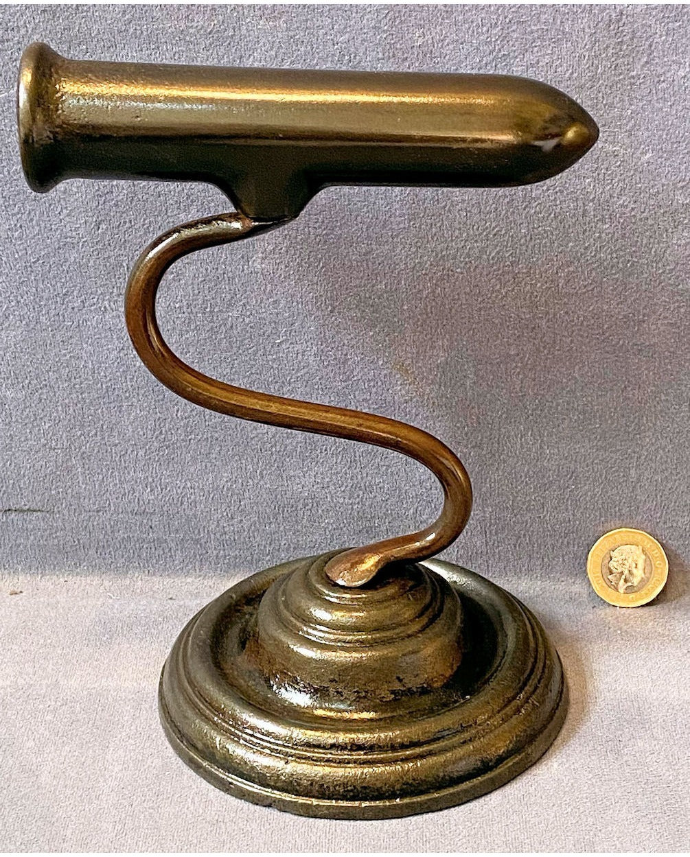 Kenrick No 12 Tally Iron — view 2