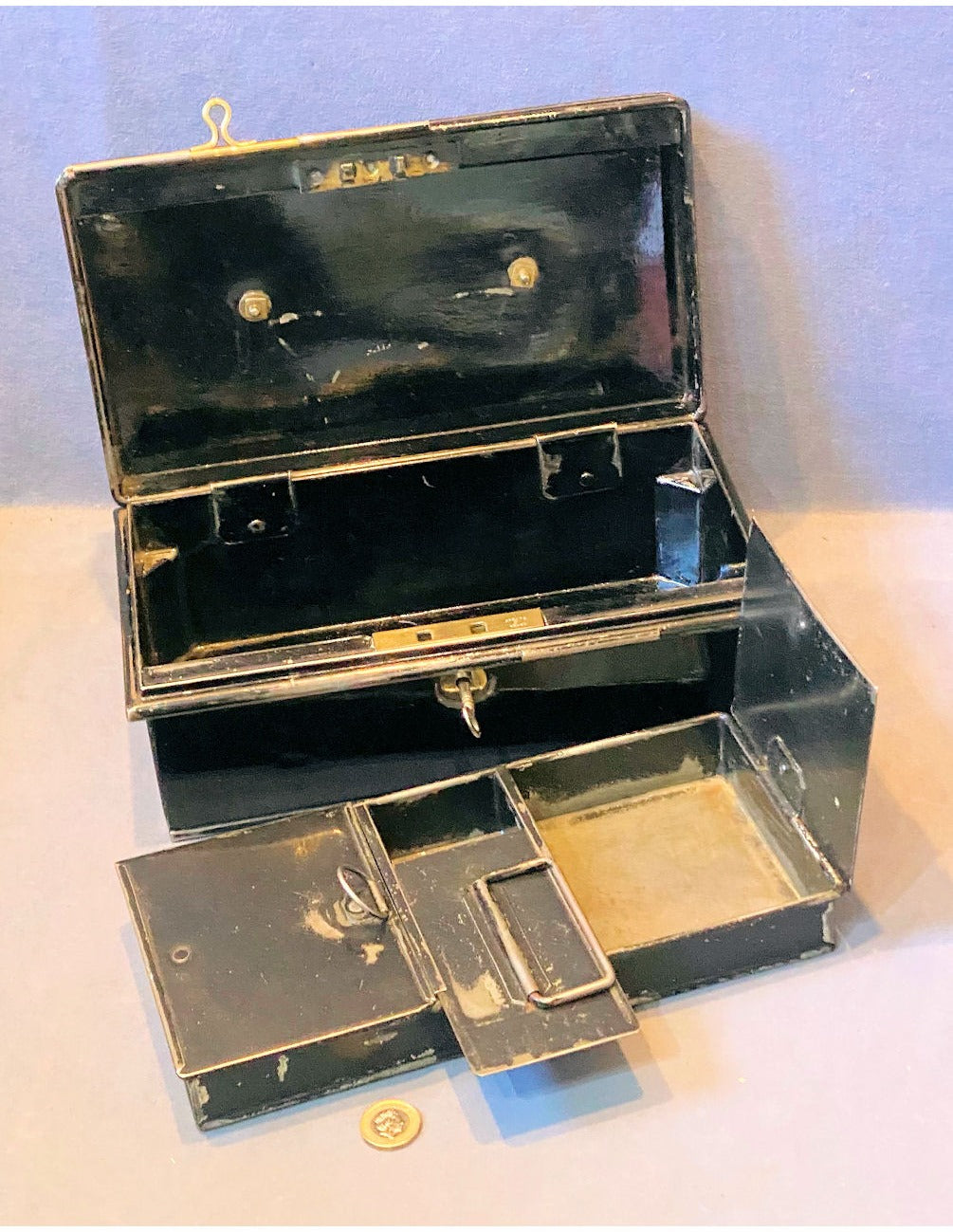 Meager Bros Cash Box — view 4