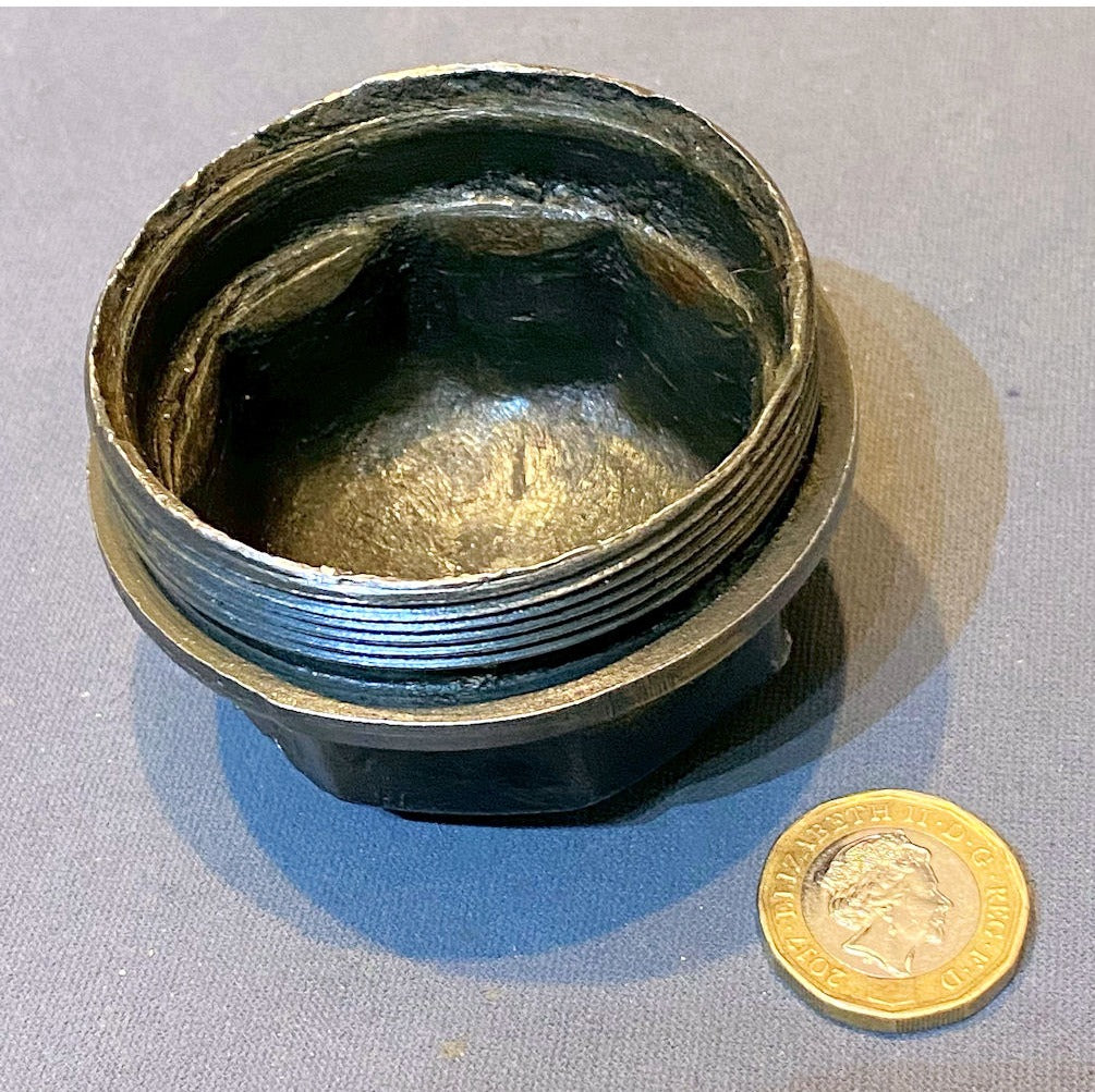 Morris Commerical Cast Iron Hub Cap — view 3