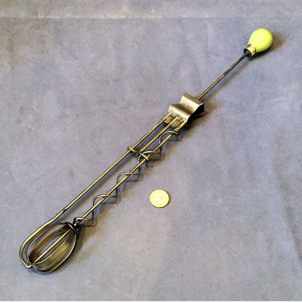 Nutbrown Instant Whisk — Wood, 1958