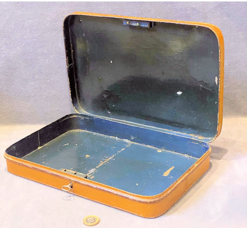Original Paintwork Tin Despatch Box — view 2