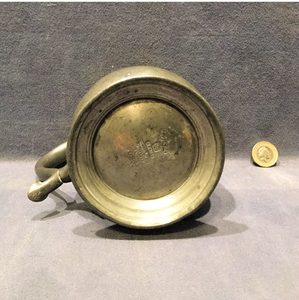 Oxford University Rowing Club Pewter Trophy — view 4