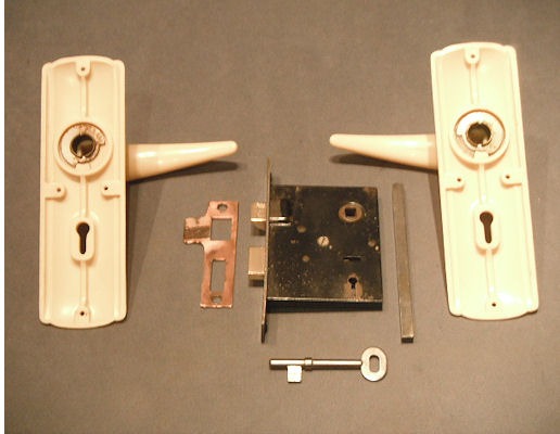 Pair of White Bakelite Lever Door Handles with Mortice Lock, 4 sets available — view 2