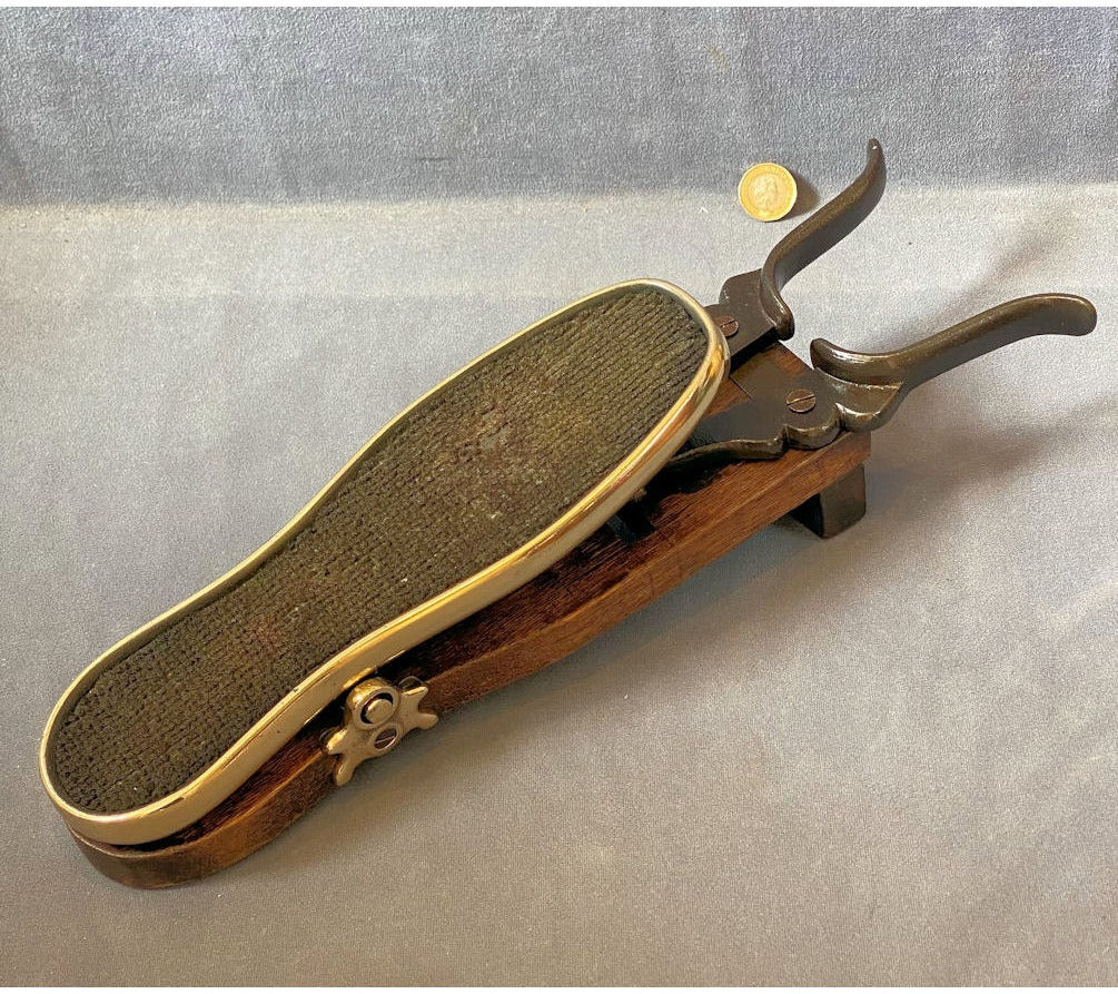 Patent Boot Jack — view 3