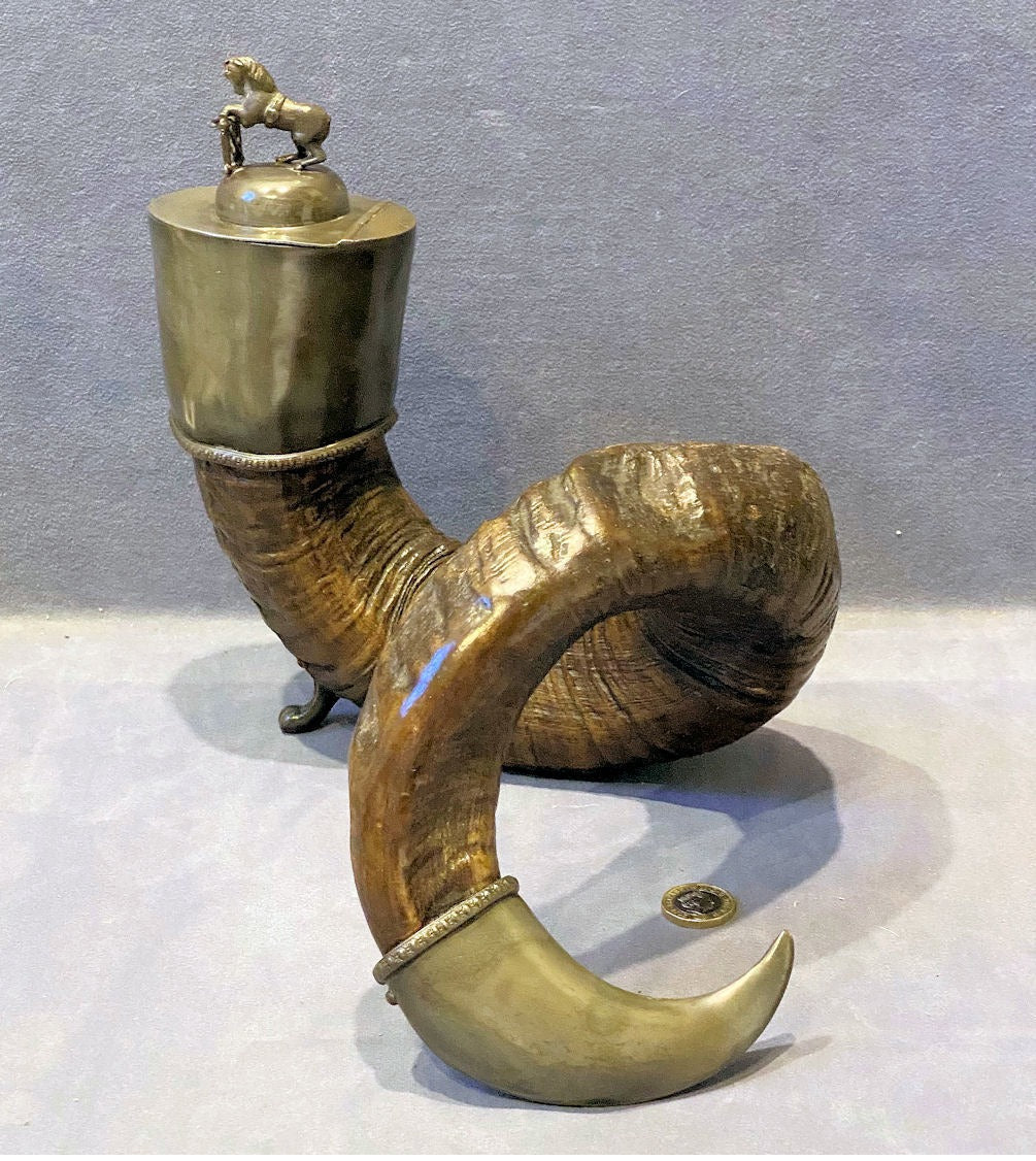Rams Horn Snuff Mull — Horn, late 19th century